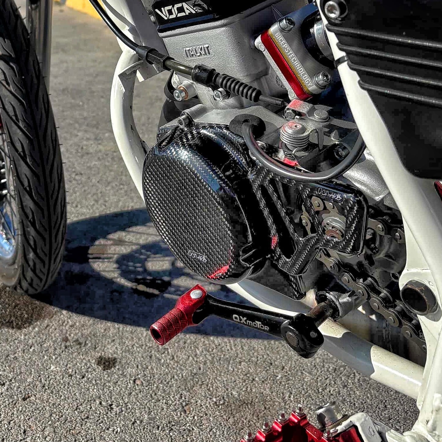 Couvercle de volant moteur et de pompe à huile en fibre de carbone pour YAMAHA DT50LC