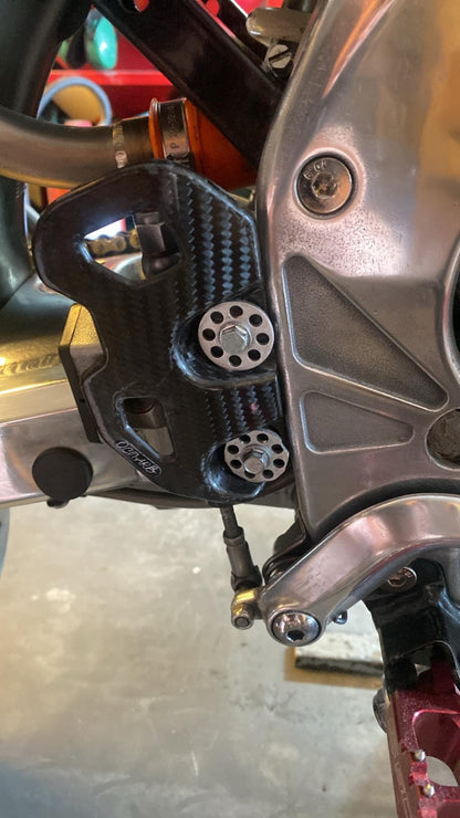 Protection de maître-cylindre de frein arrière pour Derbi / DT / Beta / Rieju / Peugeot