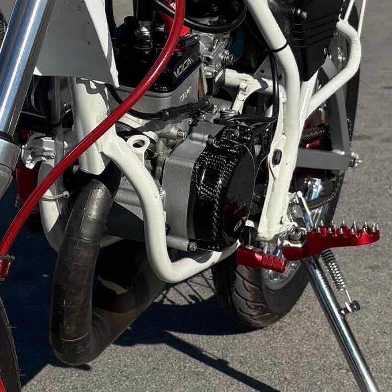 Couvercle de volant moteur et de pompe à huile en fibre de carbone pour YAMAHA DT50LC